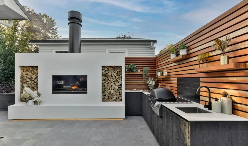 Outdoor Kitchen